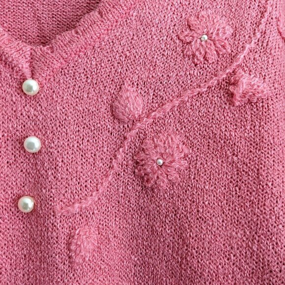 Vintage Perspective Pink pearl floral top - Picture 5 of 7